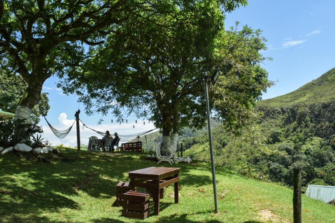Bosque El Descanso Jamundi Luaran gambar